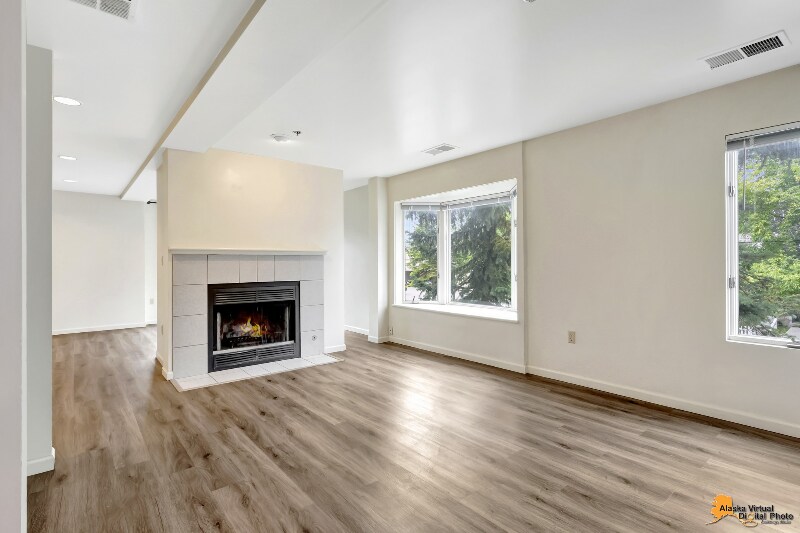 Building Photo - 800 M St