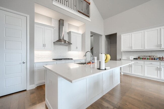 Building Photo - 929 Newcastle Dr