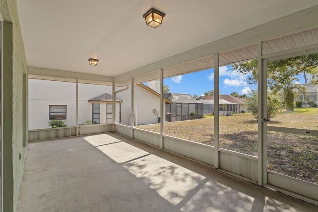 Building Photo - 1247 Venetia Dr