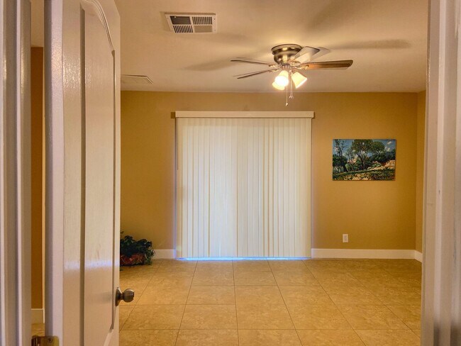 Building Photo - OPEN HOUSE. Friday, May 8th, 2026 open from 4:30pm - 5:30pm Available for Move-in July 1st, 2026....