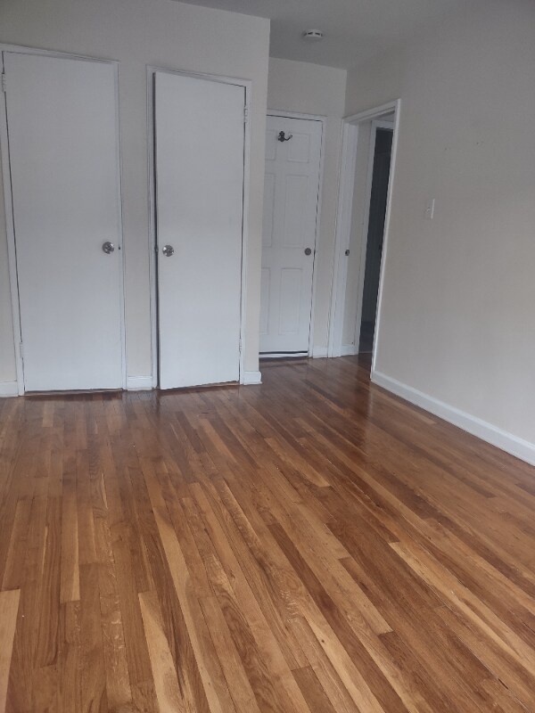 Building Photo - 964 East 100th Street