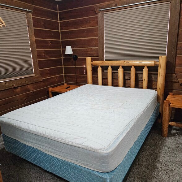 Bedroom 1 - 424 Overlook Ct