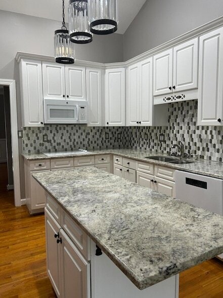 Building Photo - 216 Hope Rd