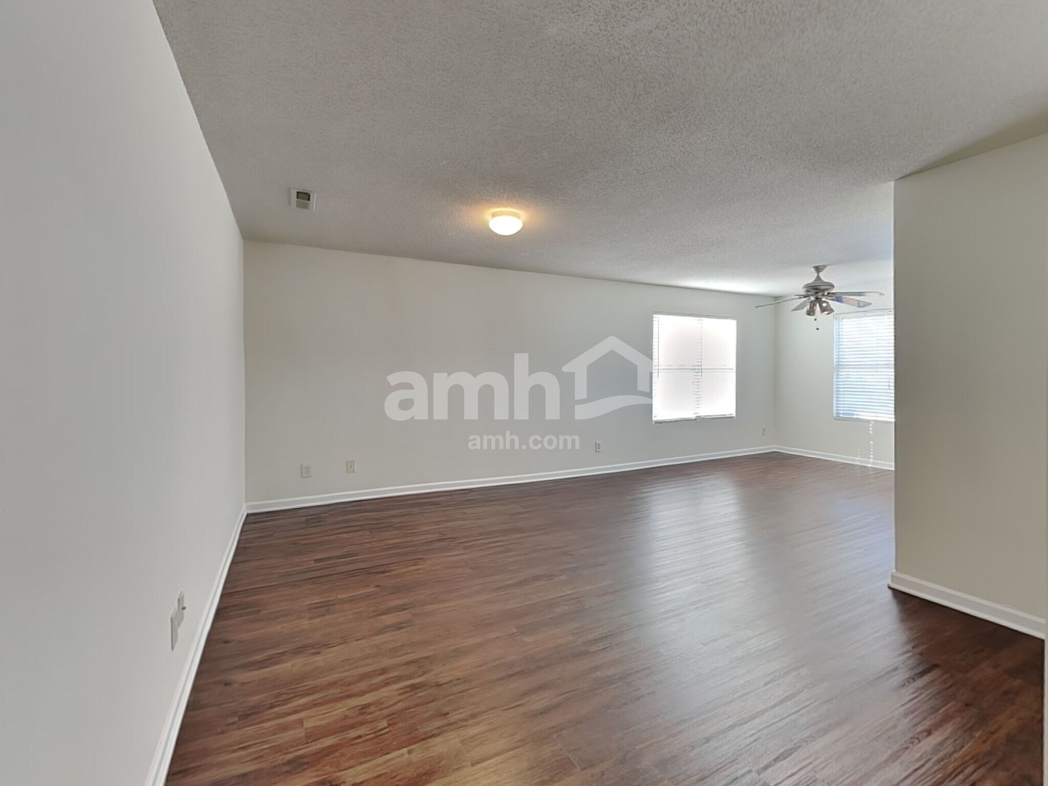 Building Photo - 539 Rockbridge Dr