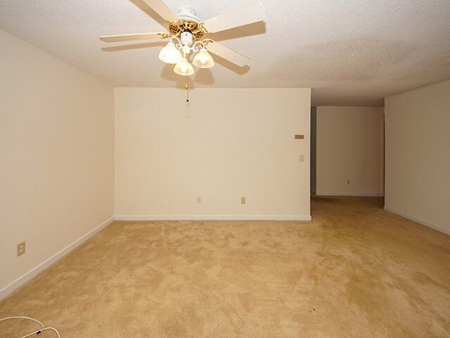 Building Photo - 2311 Treescape Drive Apt 2