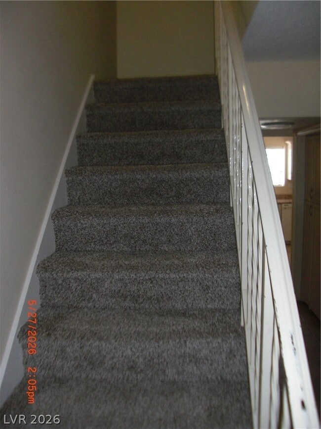 Building Photo - 1112 Tam O Shanter