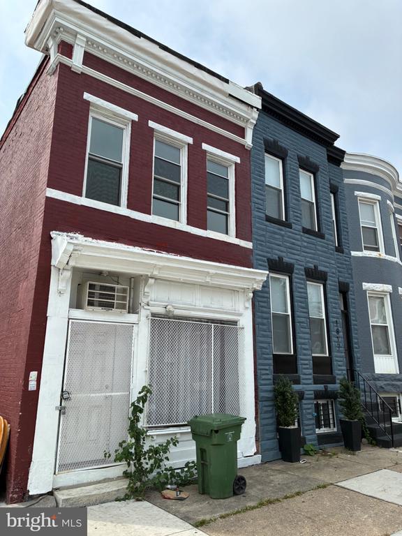 Building Photo - 1815 Clifton Ave