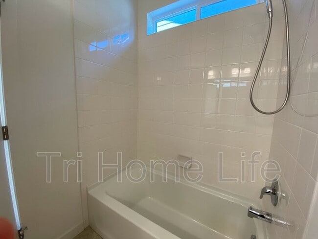 Building Photo - 6325 Stablecross Trl