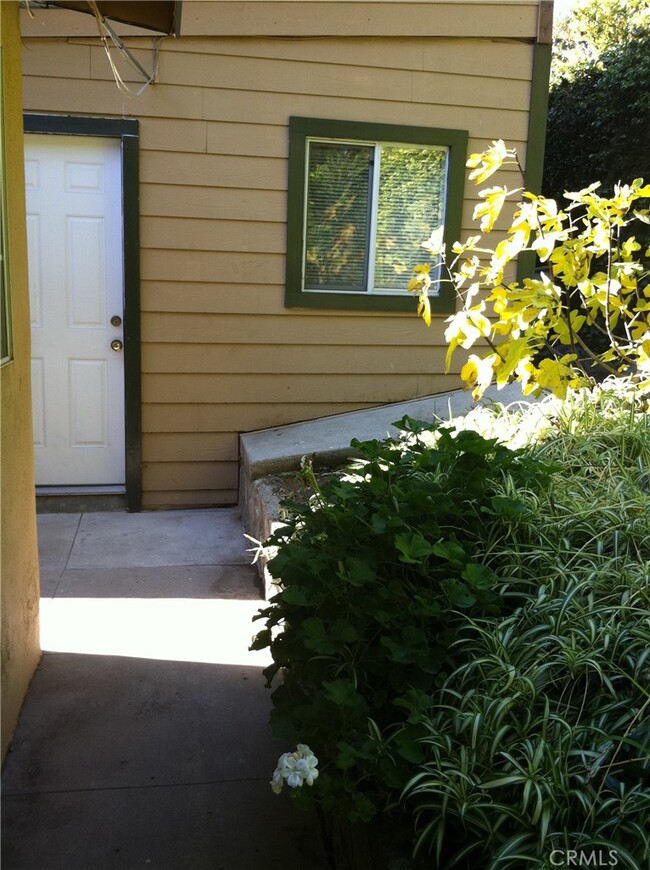 Primary Photo - 351 Auburn Ave