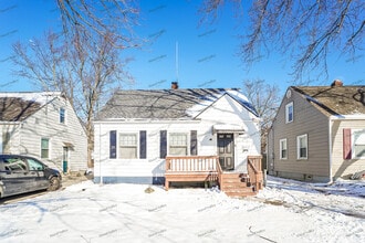 Building Photo - 3163 Lincoln St