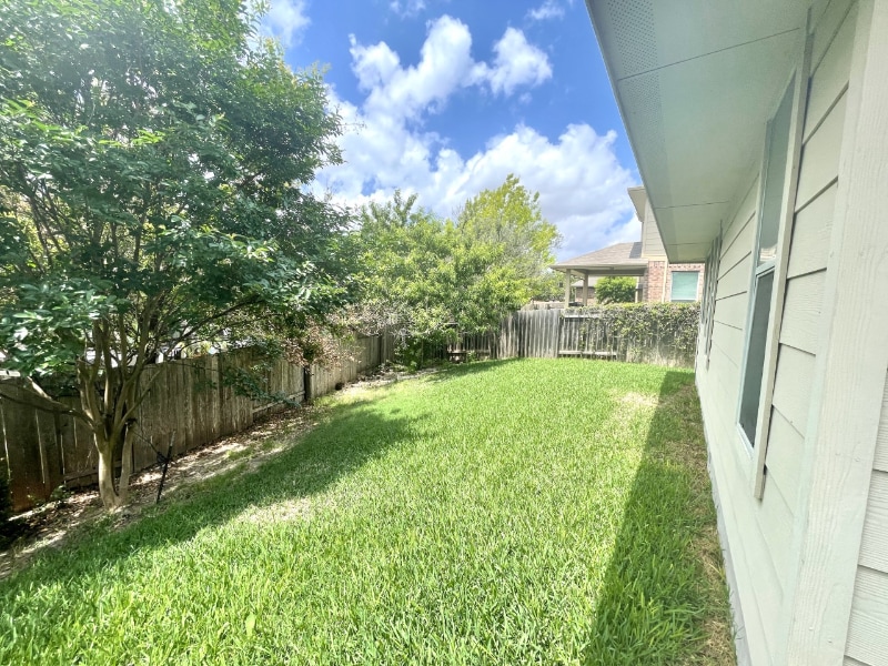 Building Photo - 4235 Fairmeadow Dr