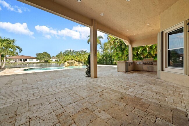 Building Photo - 15275 SW 38th St