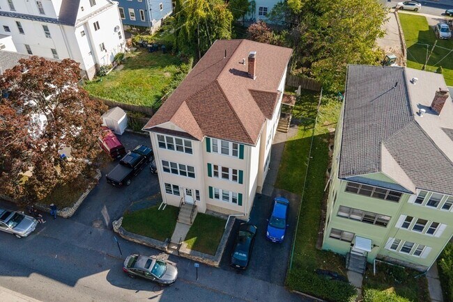 Building Photo - 151 Ingleside Ave
