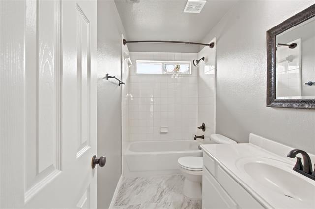 Building Photo - 362 Spring Meadow Dr
