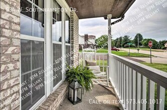Building Photo - 534 W. Southhampton Dr.-