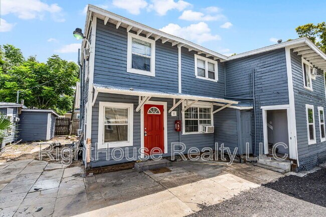 Building Photo - 113 S Grove St