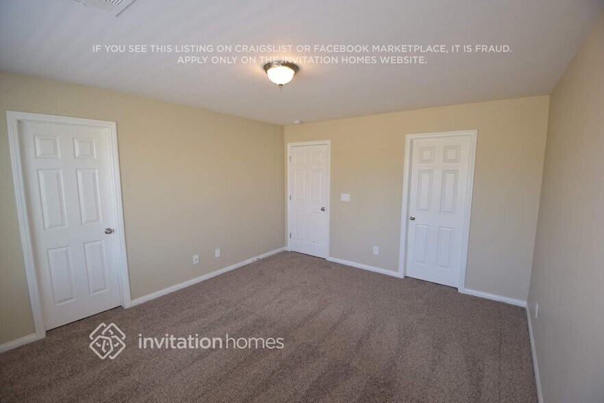 Building Photo - 7962 Valladolid Ave