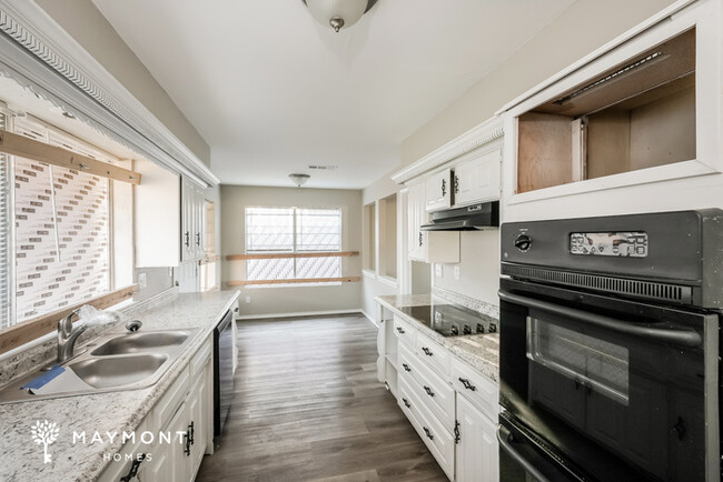 Building Photo - 4 Bedroom Home in Dallas, TX