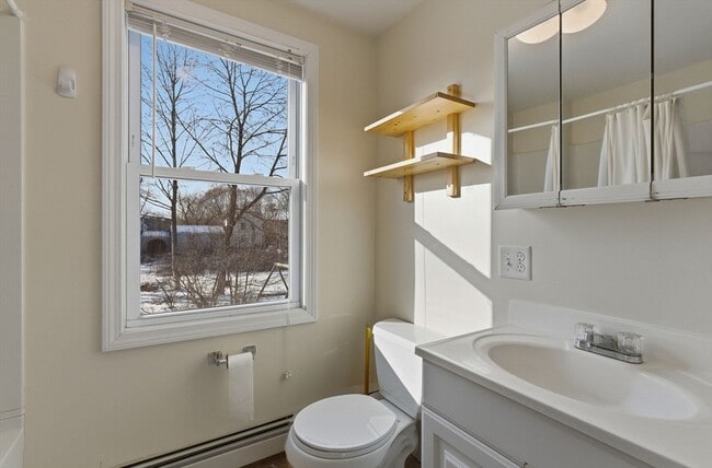 Building Photo - 45R South