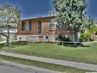 Building Photo - 8177 Darin St