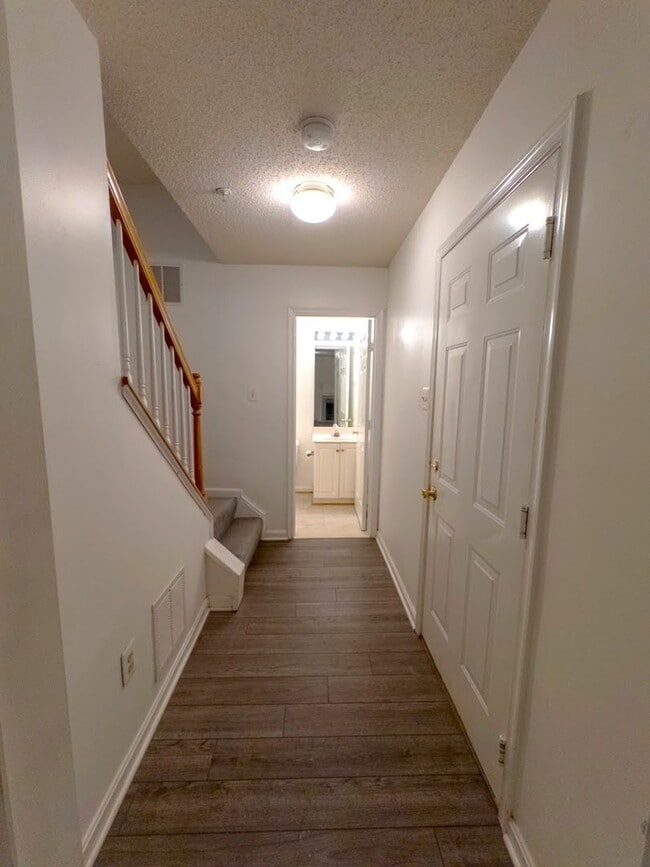 Building Photo - 2203 Bear Valley Terrace