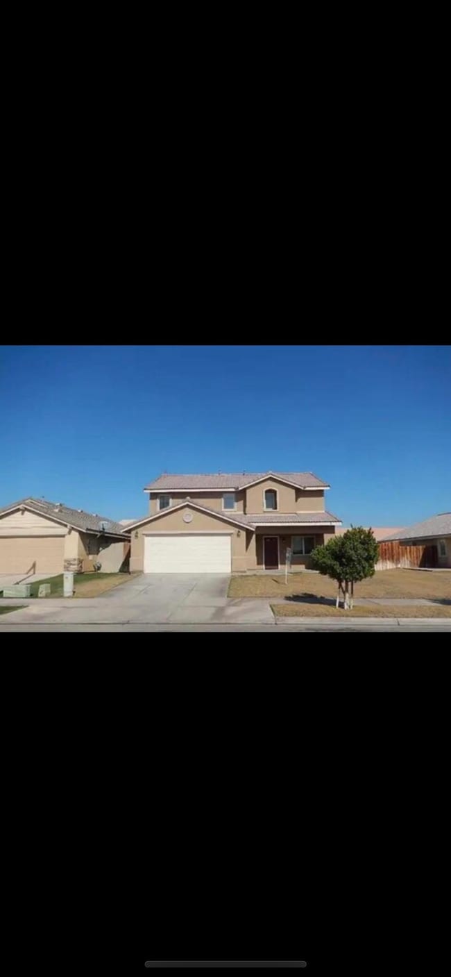 Primary Photo - 316 Jackrabbit Dr