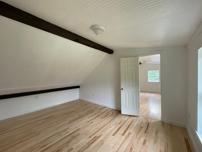 Building Photo - Buxton