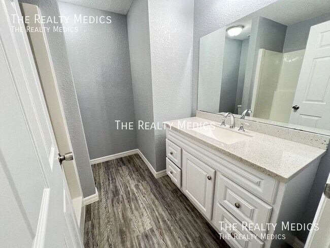 Building Photo - 2839 SW 165th Pl