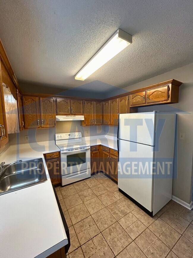 Building Photo - 1297-1299 Robin Hood Drive NW