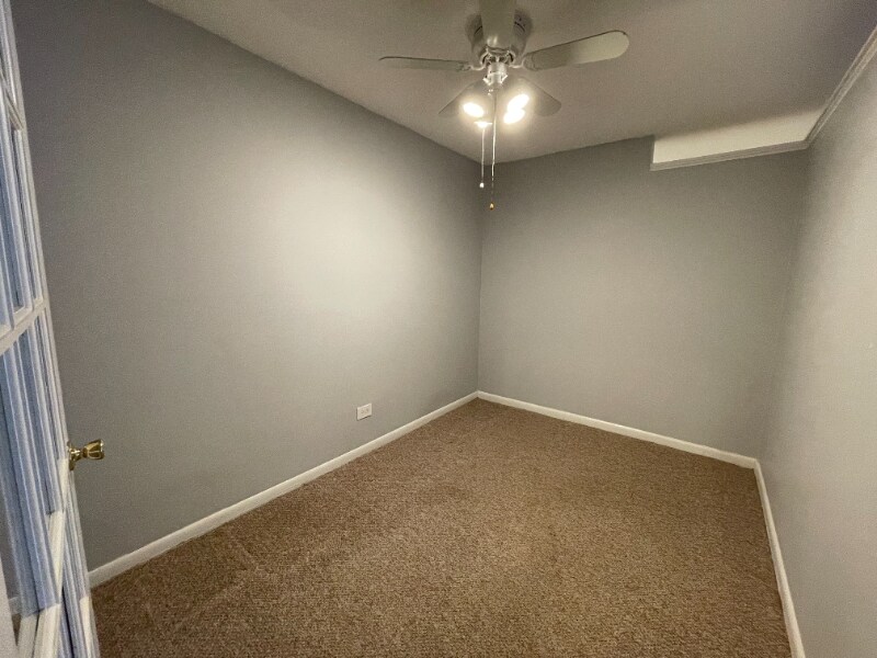 Building Photo - 304 N Carter St