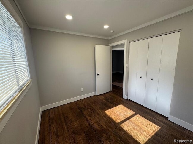 Building Photo - 12107 Centralia