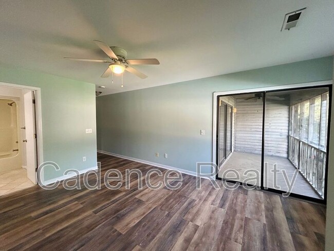 Building Photo - 1507 Military Cutoff Rd