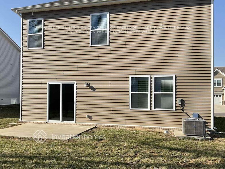 Building Photo - 1023 Baltusrol Ln