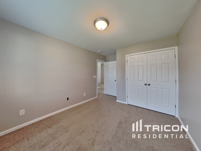 Building Photo - 478 Kerriann Ln