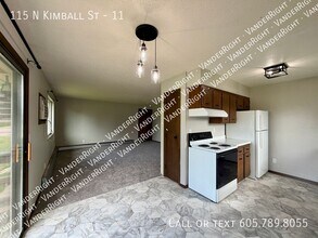 Building Photo - 115 N Kimball St