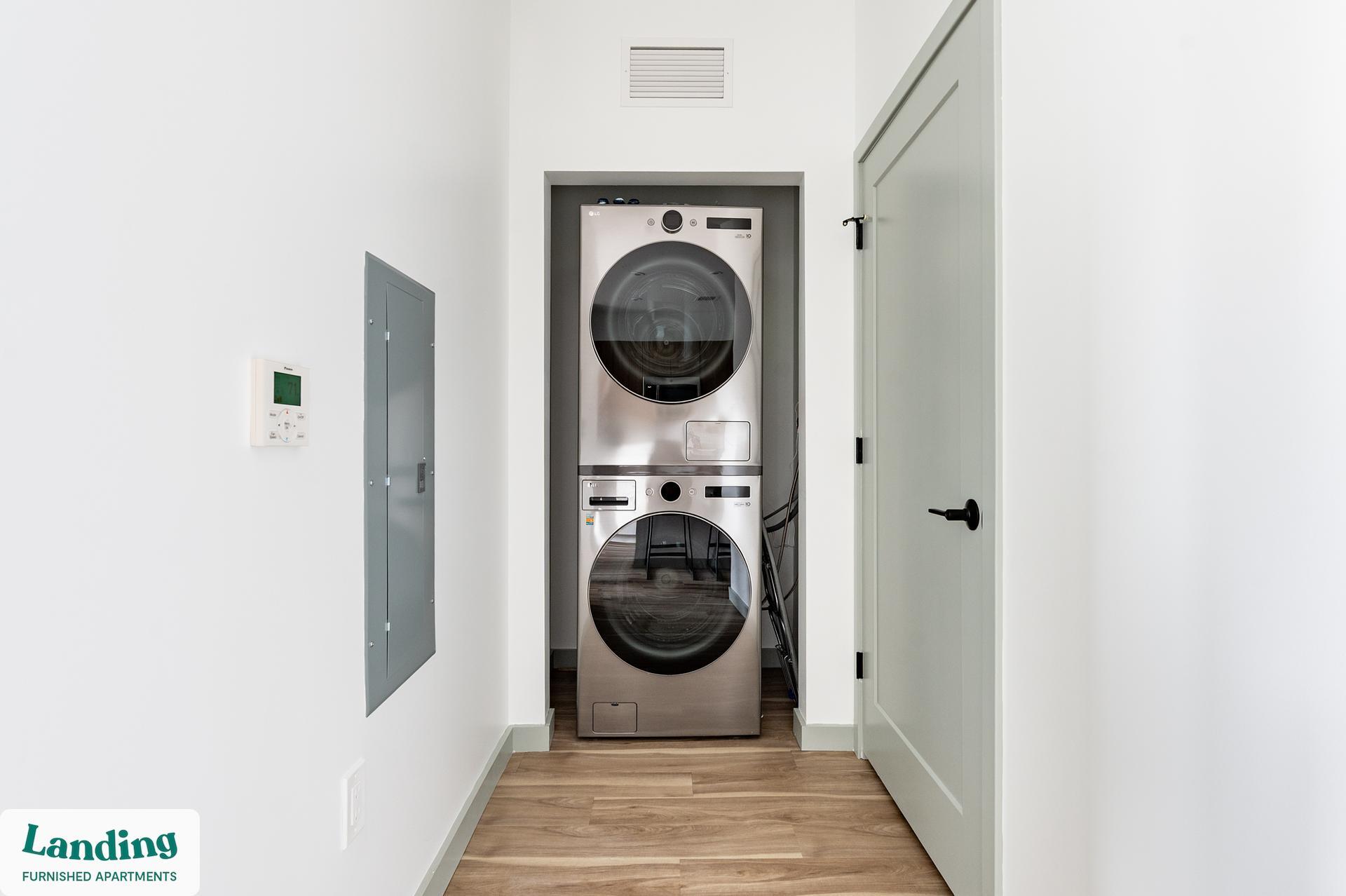 Building Photo - 39 Railroad Ave