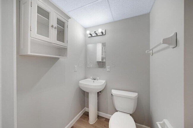 Building Photo - 1536 Aniko Ave