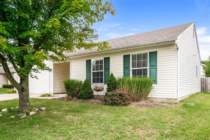 Building Photo - 10708 Tanbark Dr