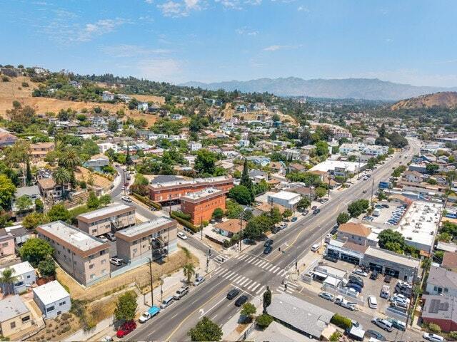 Building Photo - 3501 N Figueroa St