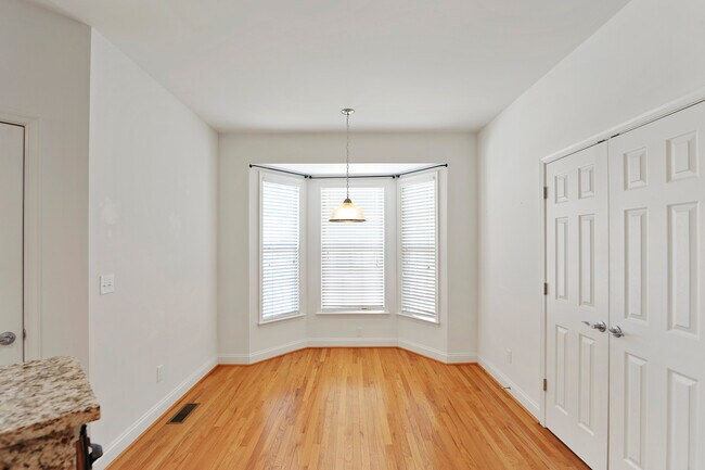 Building Photo - 609 Olde Field Dr