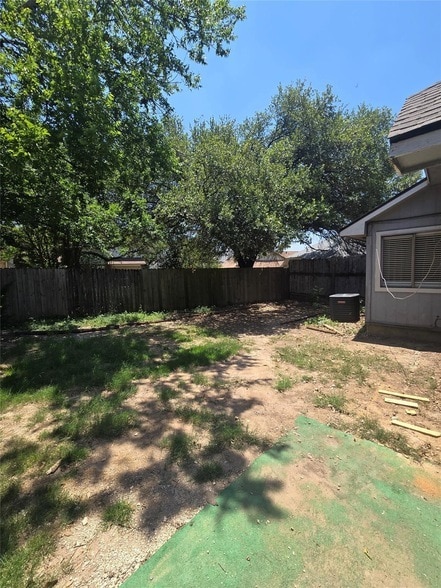 Building Photo - 14203 Anita Marie Ln