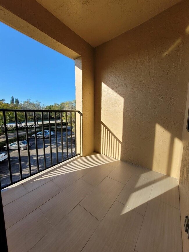 Building Photo - 10001 W Atlantic Blvd