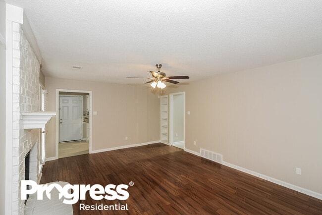 Building Photo - 7726 Deer Trail Ln