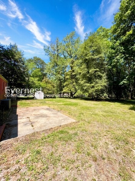 Building Photo - 2909 Westgate Dr