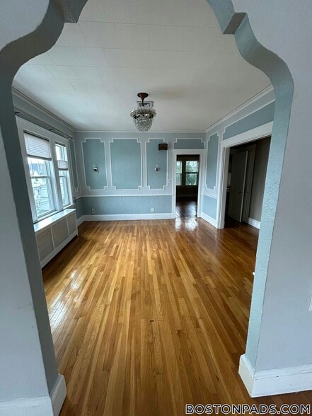 Building Photo - 30 Lawrence St