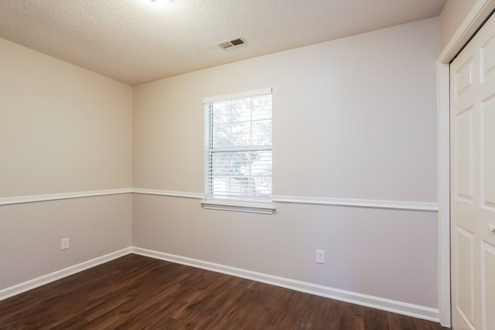 Building Photo - 3405 Mayhurst Dr