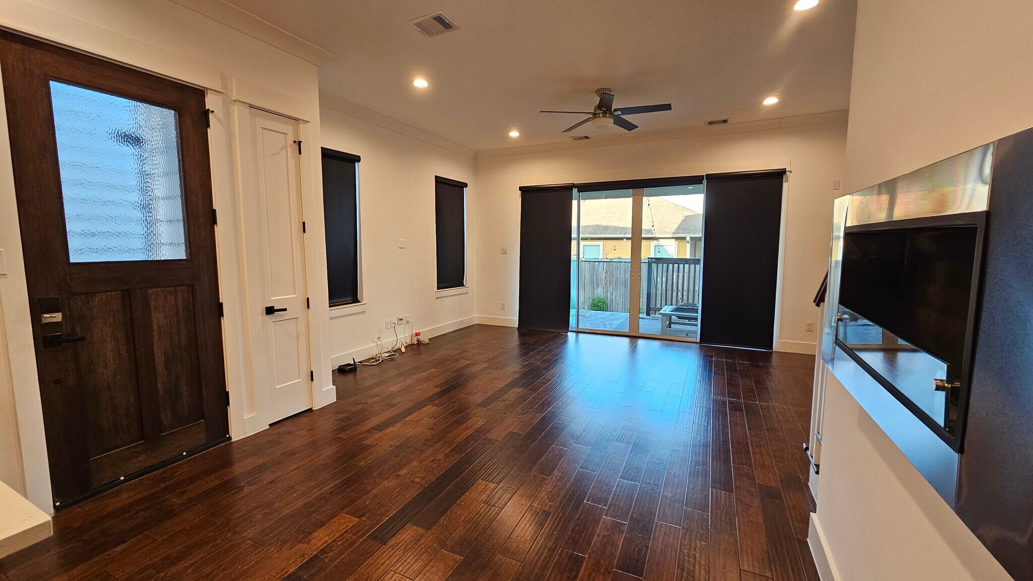 Living Room and patio - 3404 Rogers St