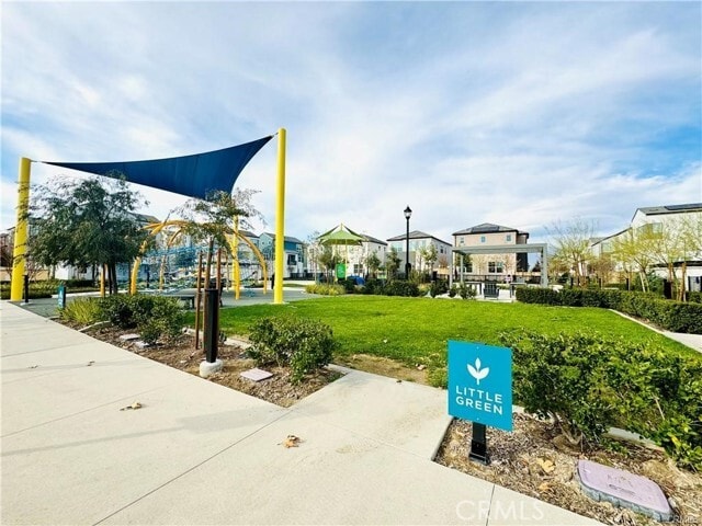 Building Photo - 4422 S Bryant Pso
