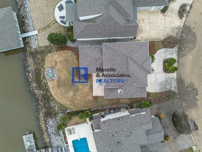Building Photo - 1418 Windrose Dr