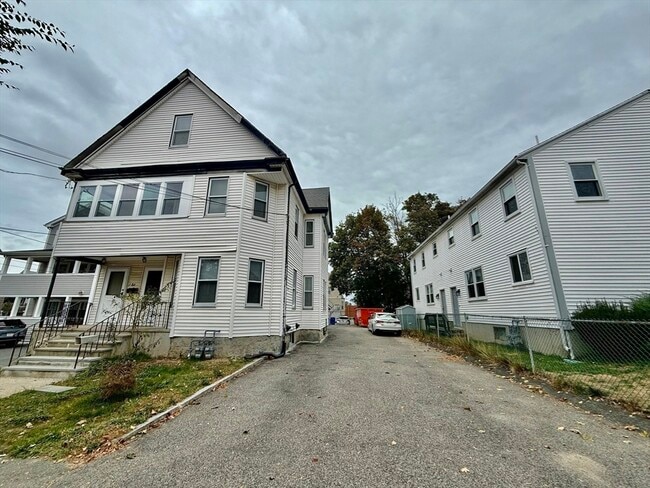 Primary Photo - 186-188 Arlington St